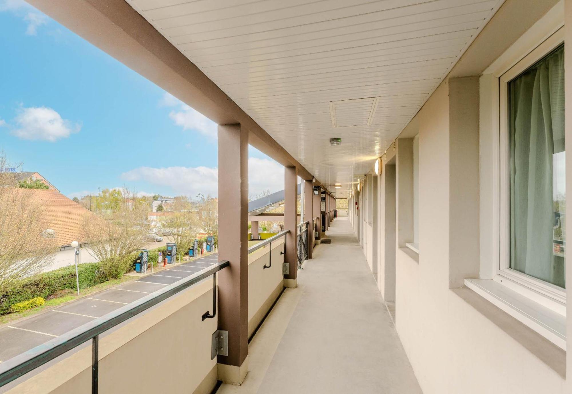 B&B Hotel Lens Noyelles-Godault Exterior photo